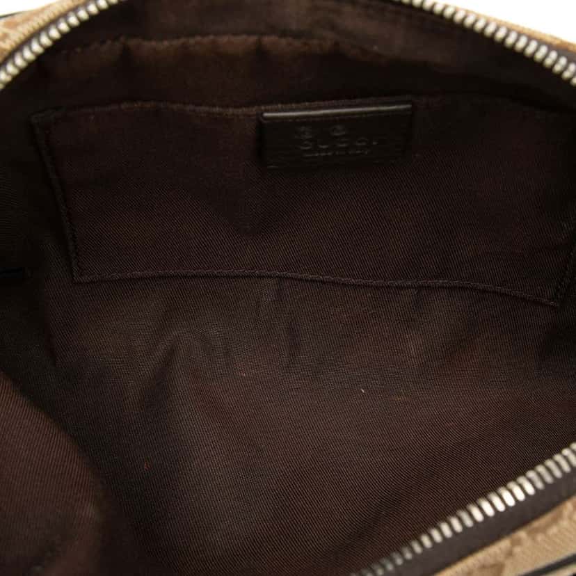 Gucci GG Canvas Belt Bag Beige Canvas Good condition - Model View