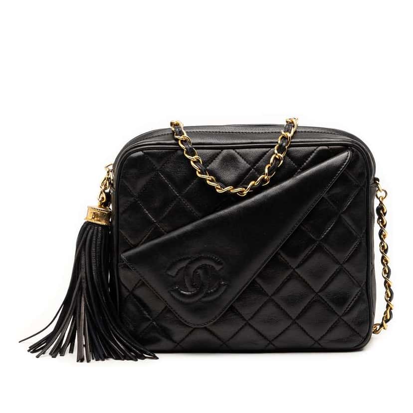 Chanel Mini CC Quilted Lambskin Tassel Camera Bag Black Leather Good condition - Front View