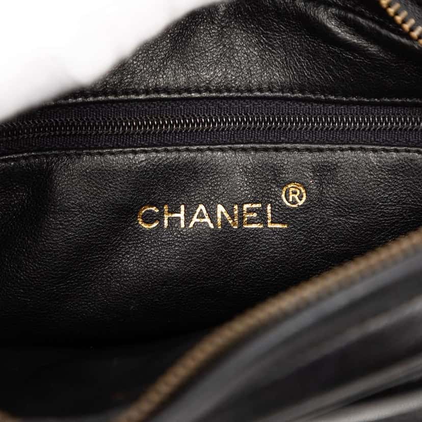 Chanel Mini CC Quilted Lambskin Tassel Camera Bag Black Leather Good condition - Box View