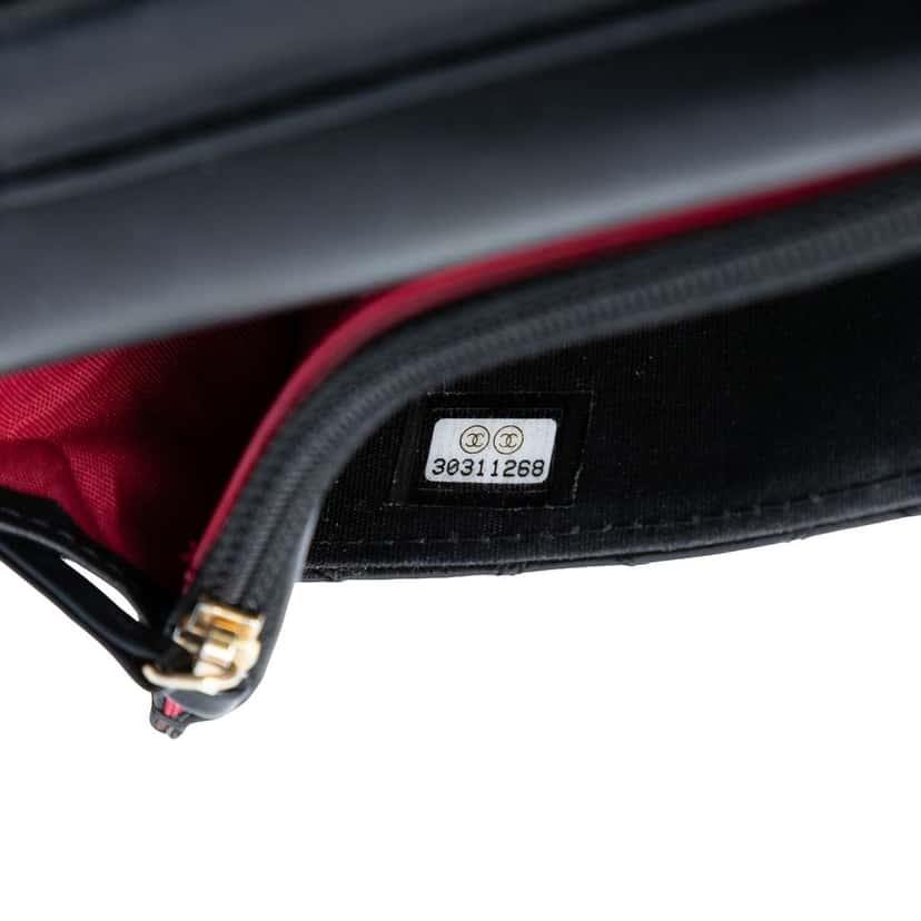 Chanel CC Quilted Shiny Aged Calfskin Wallet On Chain Black Leather Good condition - Box View