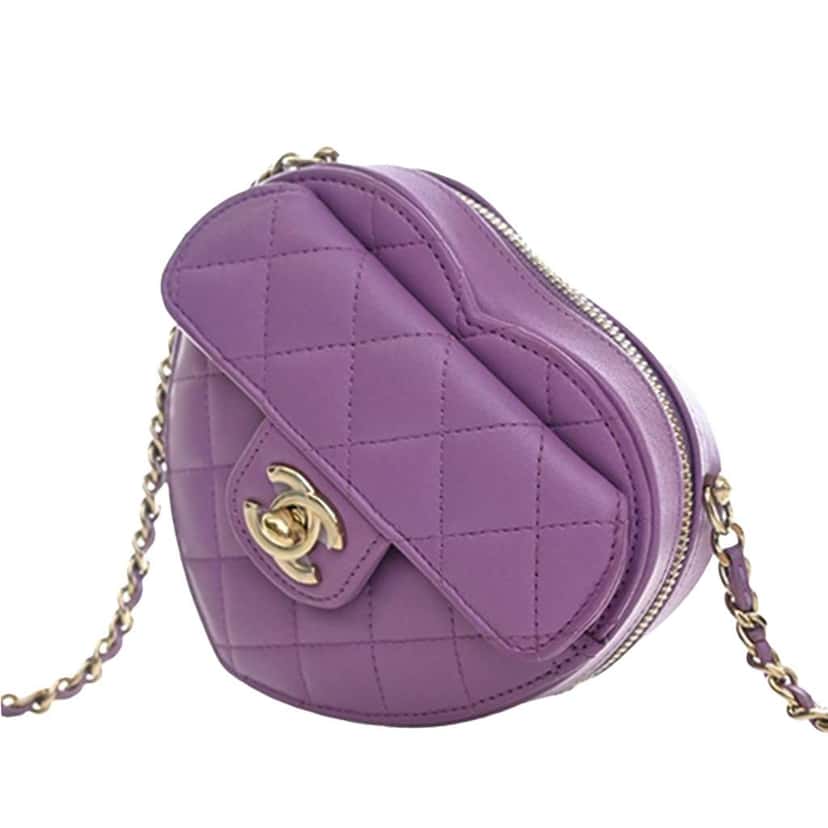 Chanel Mini Lambskin CC in Love Heart Crossbody Purple Leather Good condition - Back View