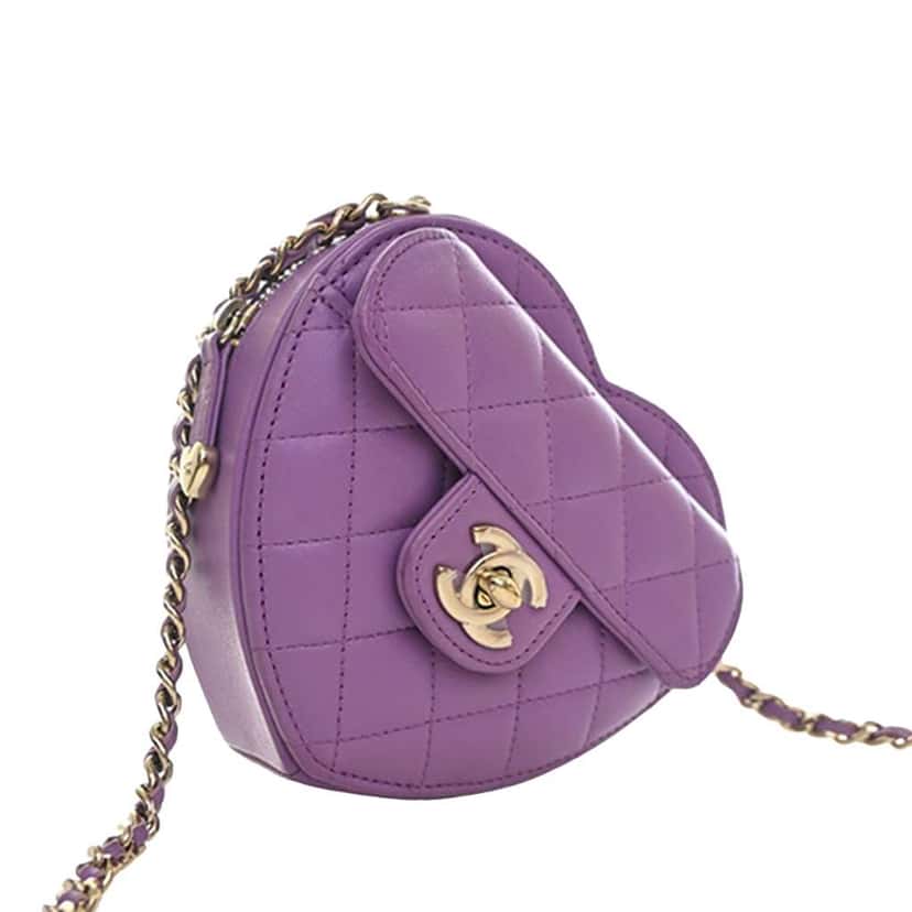 Chanel Mini Lambskin CC in Love Heart Crossbody Purple Leather Good condition - Inside View