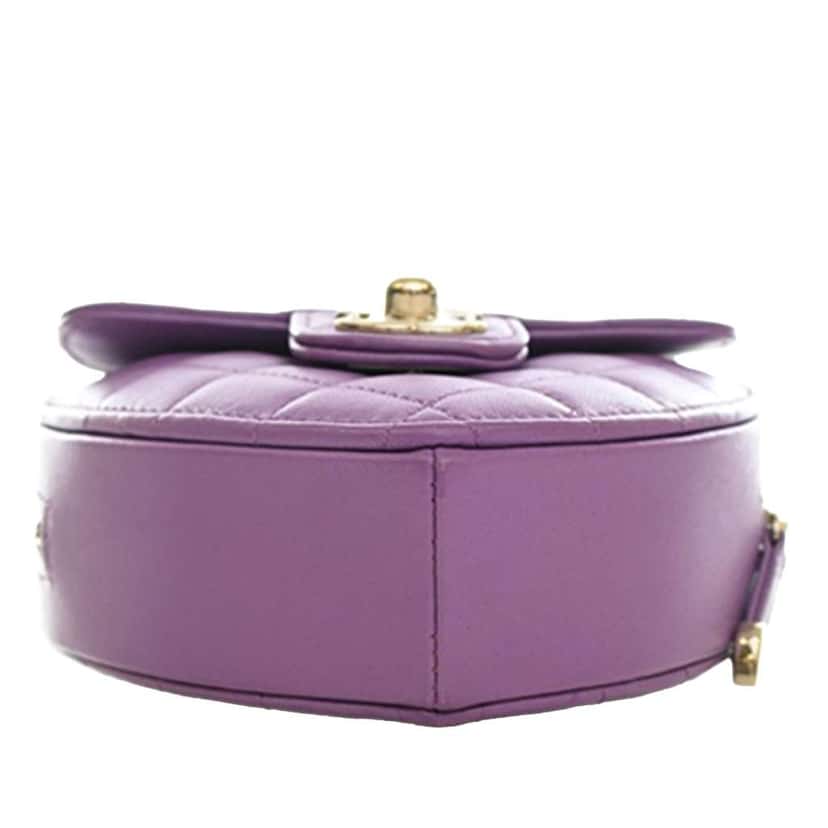 Chanel Mini Lambskin CC in Love Heart Crossbody Purple Leather Good condition - Box View