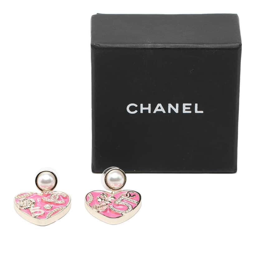 Chanel CC Gold Plated Enamel Faux Pearl Heart Drop Push Back Earrings Gold Metal Good condition - Box View