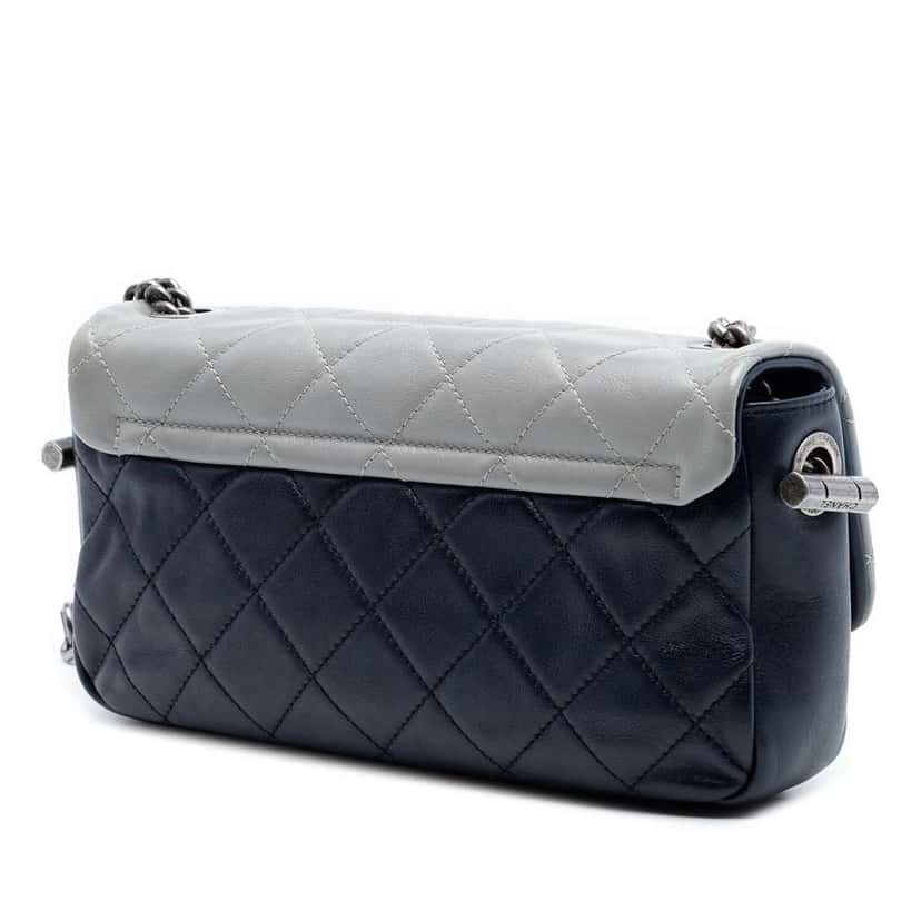 Chanel Medium Quilted Tricolor Lambskin Country Chic Flap Blue Leather Good condition - Back View