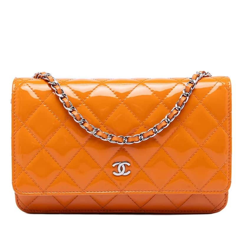 Chanel CC Quilted Patent Wallet on Chain Orange Leather Good condition - Front View
