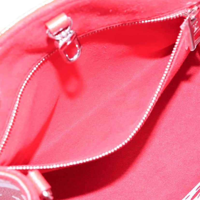 Louis Vuitton Yayoi Kusama Monogram Giant Empreinte OnTheGo PM Red Leather Good condition - Model View