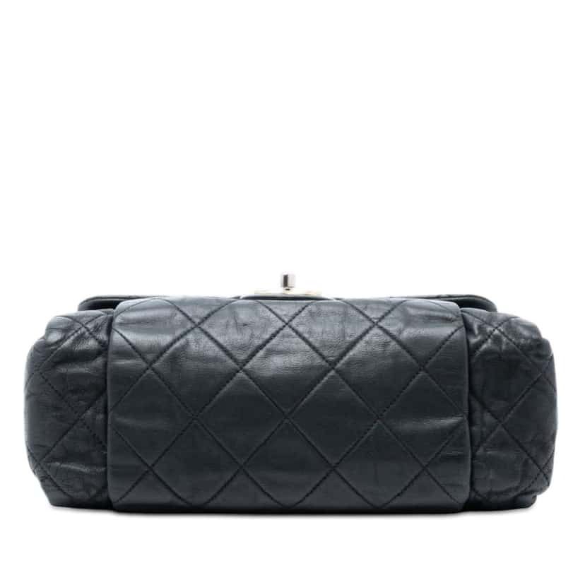 Chanel Large Aged Calfskin Chic Quilt Flap Black Leather Good condition - Inside View