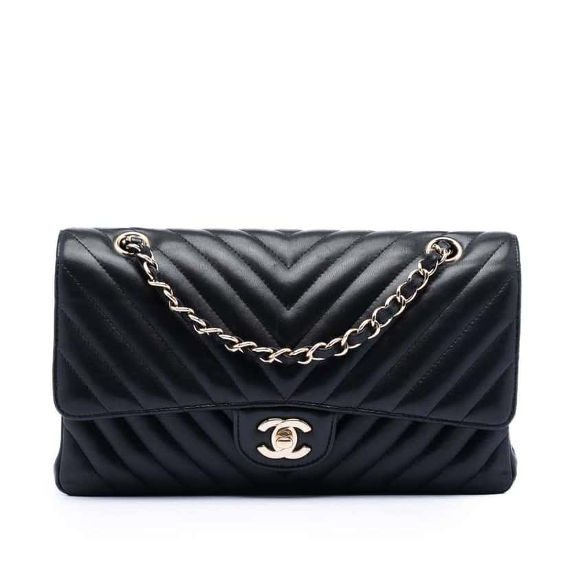 Chanel Medium Classic Chevron Lambskin Double Flap Black Leather Good condition - Front View