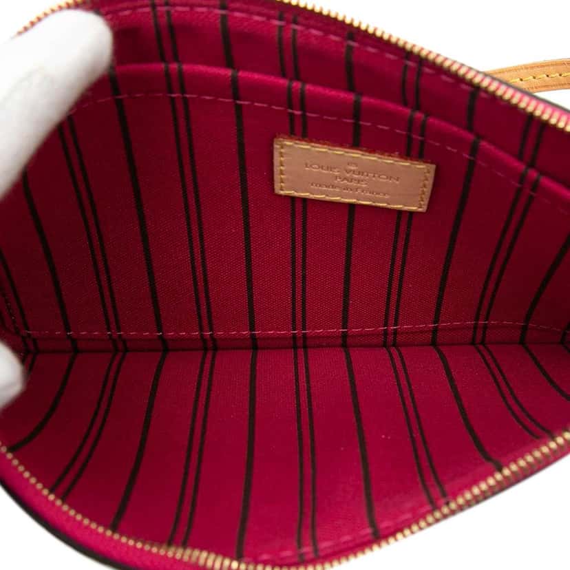 Louis Vuitton Monogram Neverfull MM Pouch Brown Good condition - Model View