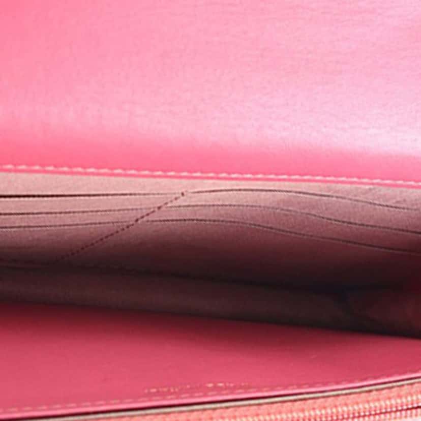 Chanel Tweed Ombre 19 Wallet On Chain Pink Tweed Good condition - Box View