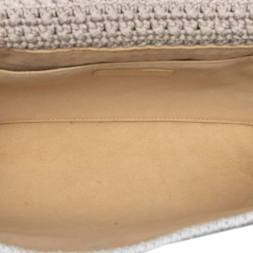 Chanel Crochet Camellia Flap Beige Cotton Good condition - Model View