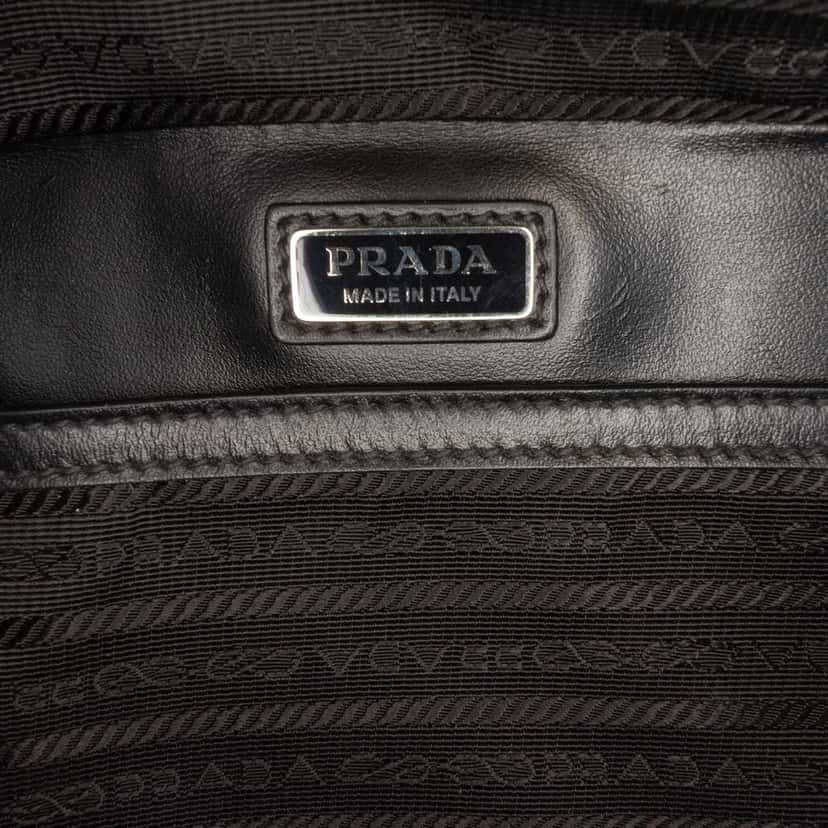 Prada Saffiano Brique Crossbody Black Leather Very good condition - Box View