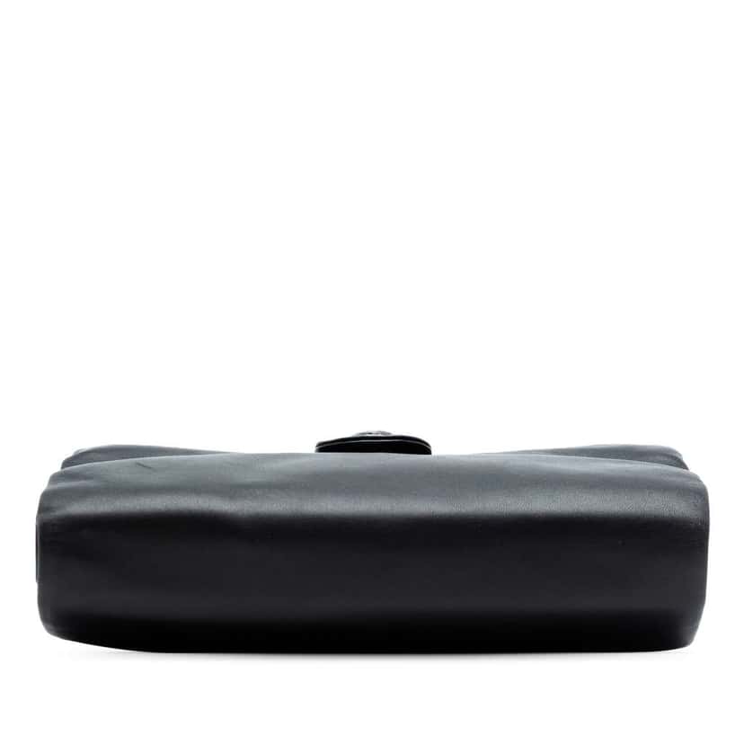 Chanel Lambskin Globe Emblem Clutch Black Leather Very good condition - Inside View