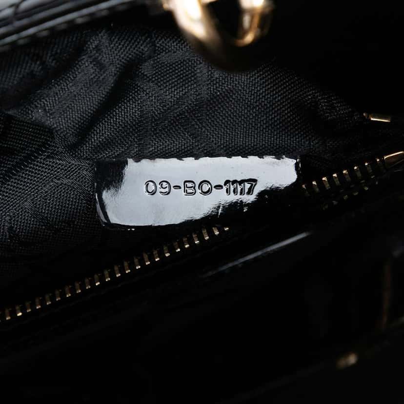 Dior Mini Patent Cannage Lady Dior Black Leather Very good condition - Box View