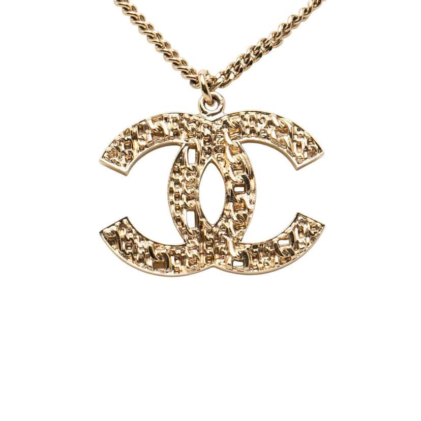 Chanel CC Gold Plated Pendant Necklace Gold Metal Very good condition - Back View