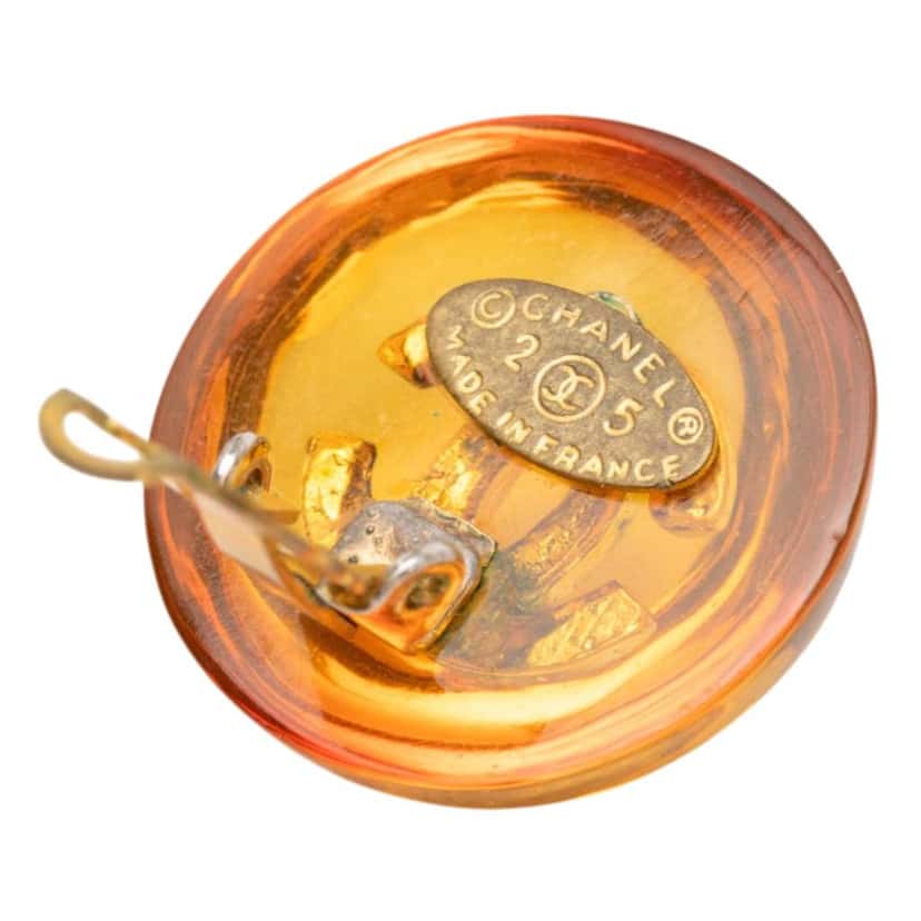 Chanel CC Gold Plated Resin Button Clip on Earrings Gold Metal Very good condition - Inside View