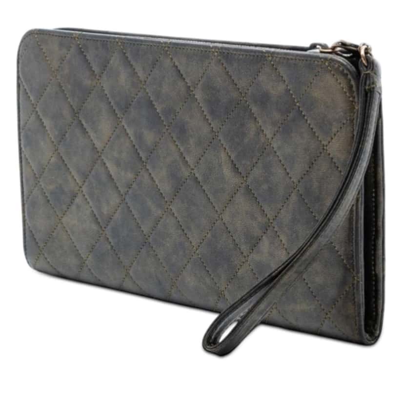 Chanel Metallic Lambskin CC Chain Fringe Clutch Black Leather Very good condition - Back View