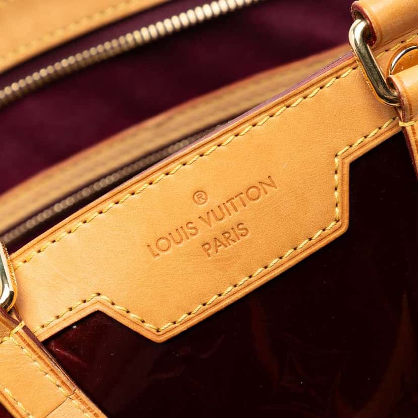 Louis Vuitton Monogram Vernis Brea MM Red Leather Very good condition - Box View