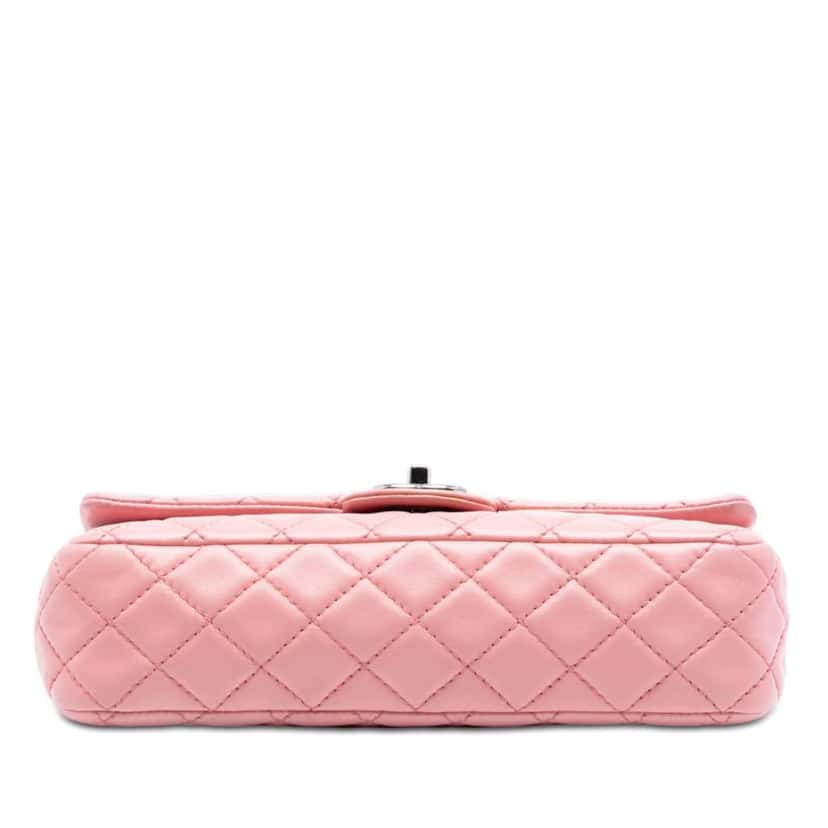 Chanel Medium Classic Lambskin Double Flap Pink Leather Very good condition - Inside View