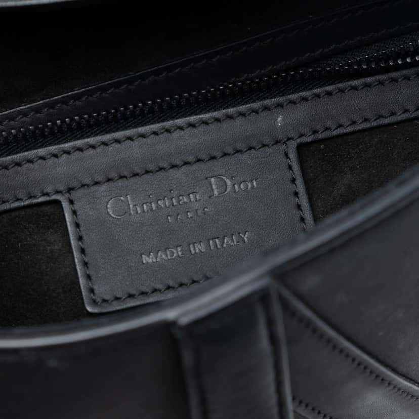 Dior Ultra Matte Calfskin Saddle Bag Black Leather Very good condition - Box View
