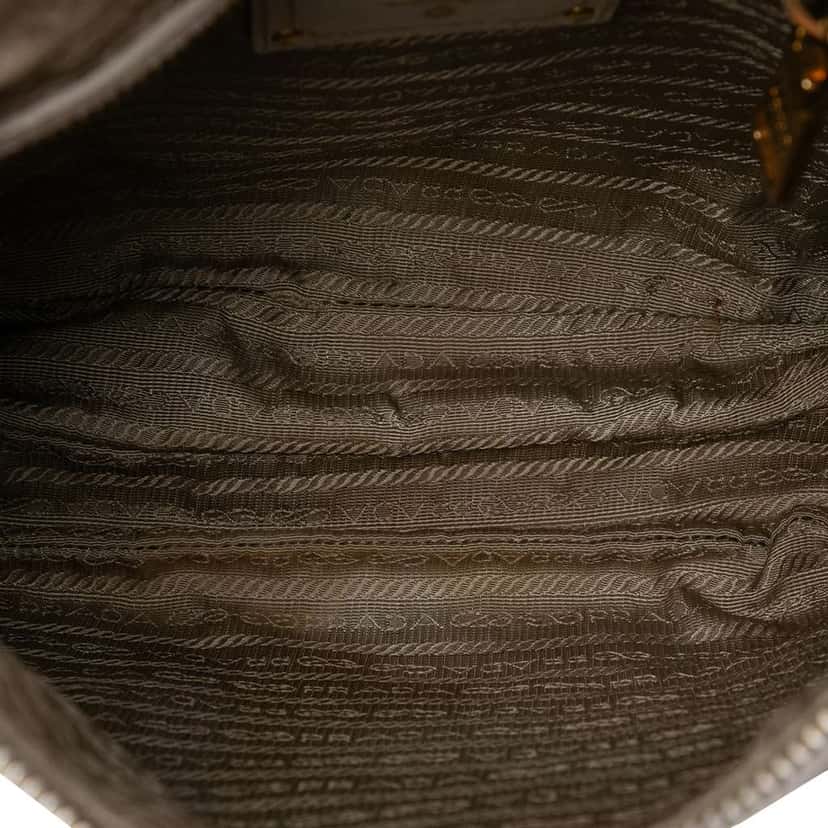 Prada Canvas Canapa Logo Crossbody Brown Canvas Very good condition - Model View