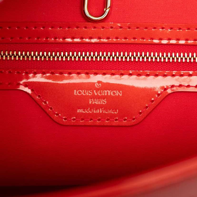 Louis Vuitton Monogram Vernis Avalon MM Red Leather Very good condition - Box View