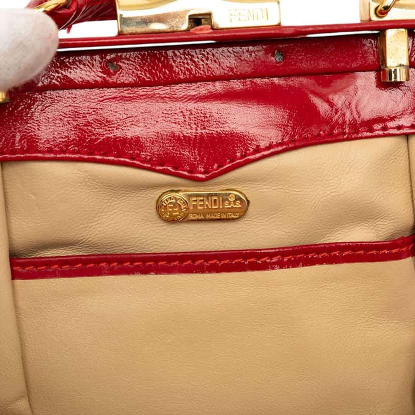 Fendi Patent Frame Shoulder Bag Red Leather Very good condition - Box View