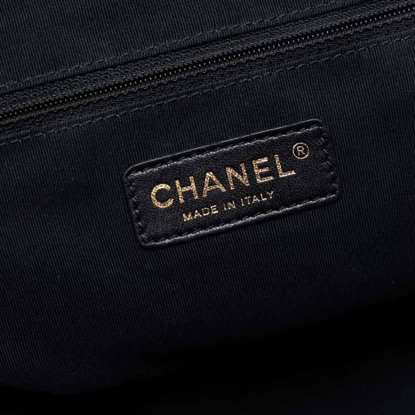 Chanel CC Lambskin Chic Knot Chain Shoulder Bag Black Leather Very good condition - Box View