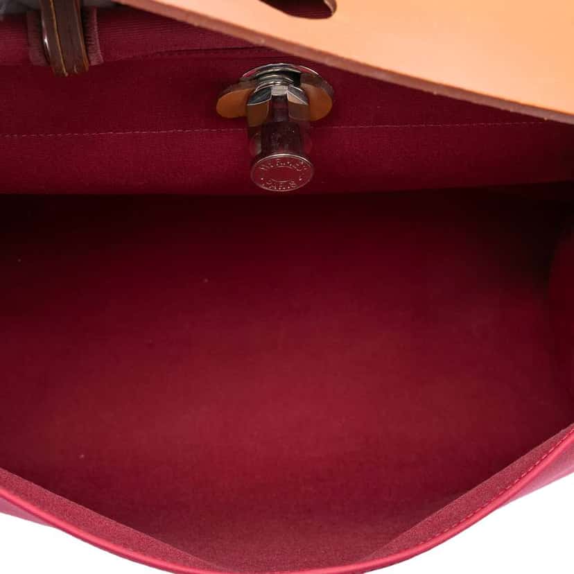 Hermès Toile Herbag Zip 39 Red Canvas Very good condition - Model View