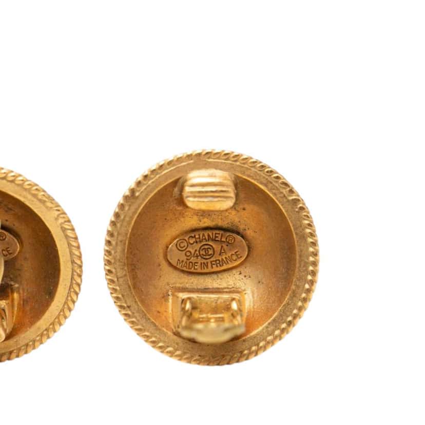 Chanel Gold Plated CC Button Clip on Earrings Gold Metal Very good condition - Inside View