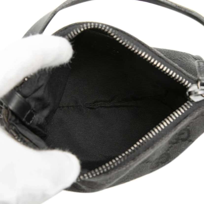 Gucci GG Canvas Handbag Black Canvas Very good condition - Model View