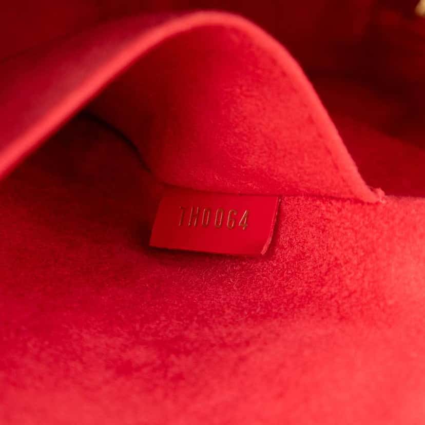 Louis Vuitton Epi Jasmine Red Leather Very good condition - Box View