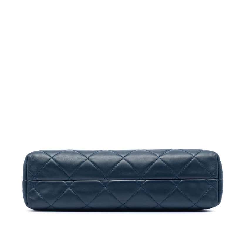 Chanel Quilted Calfskin In The Business Flap Blue Leather Very good condition - Inside View