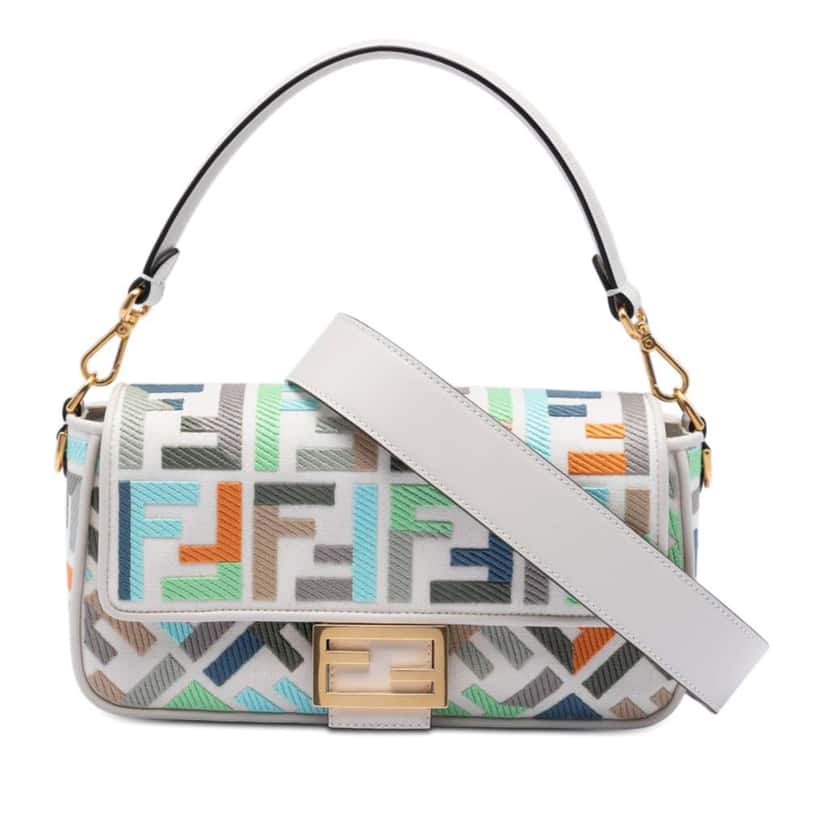 Fendi Zucca Embroidered Canvas Baguette Satchel White Canvas Very good condition - Front View