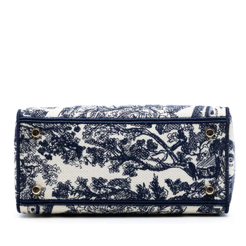 Dior Medium Embroidered Canvas Toile de Jouy Lady D Lite Blue Canvas Very good condition - Inside View