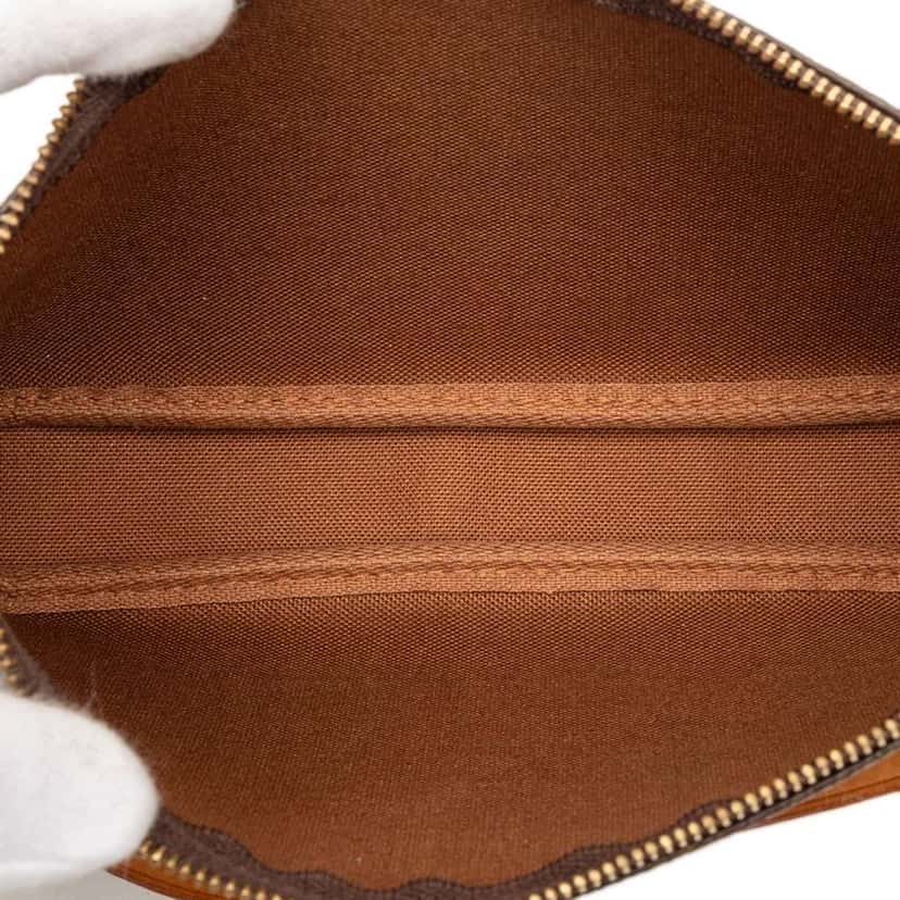 Louis Vuitton Monogram Pochette Accessoires Brown Very good condition - Model View