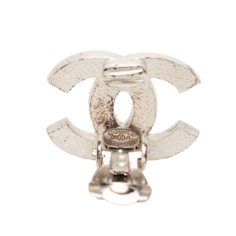 Chanel CC Gold Plated Pearl Stud Clip On Earrings Gold Metal Very good condition - Inside View