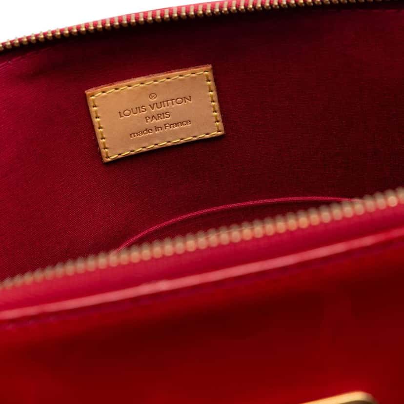 Louis Vuitton Monogram Vernis Bellevue GM Red Leather Very good condition - Box View