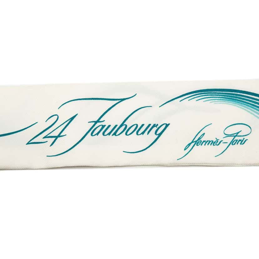 Hermès 24 Faubourg Silk Twilly Scarf White Silk Very good condition - Back View