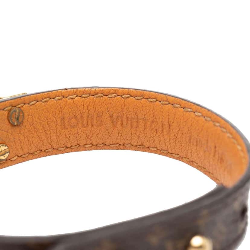 Louis Vuitton Monogram Essential V Bracelet Brown Very good condition - Model View