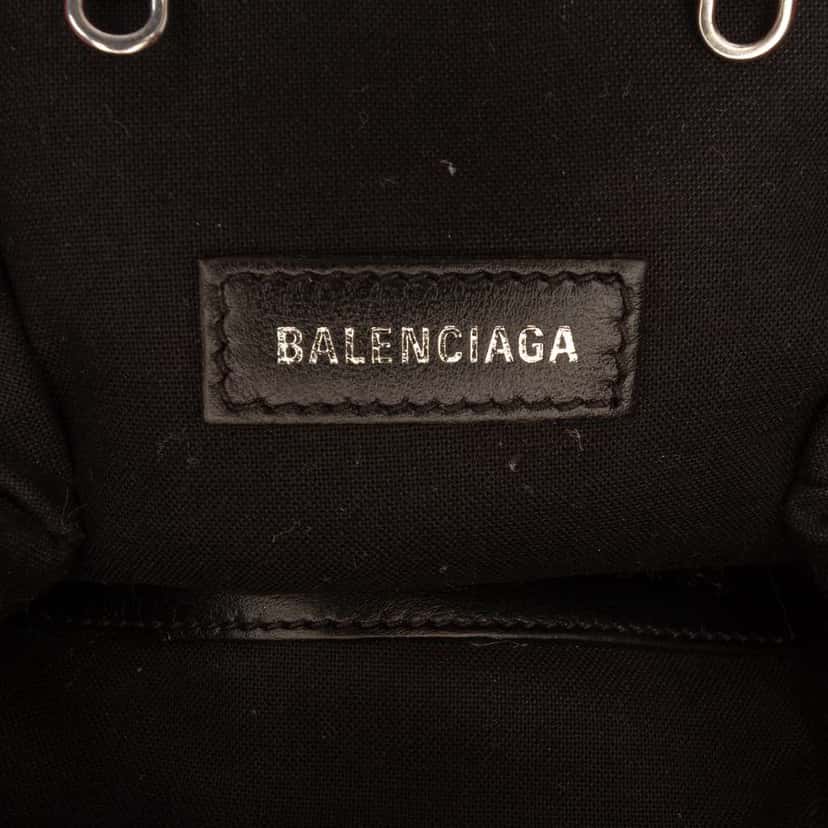 Balenciaga Mini Grained Calfskin Cloud Coin Purse On Strap Pink Leather Very good condition - Box View