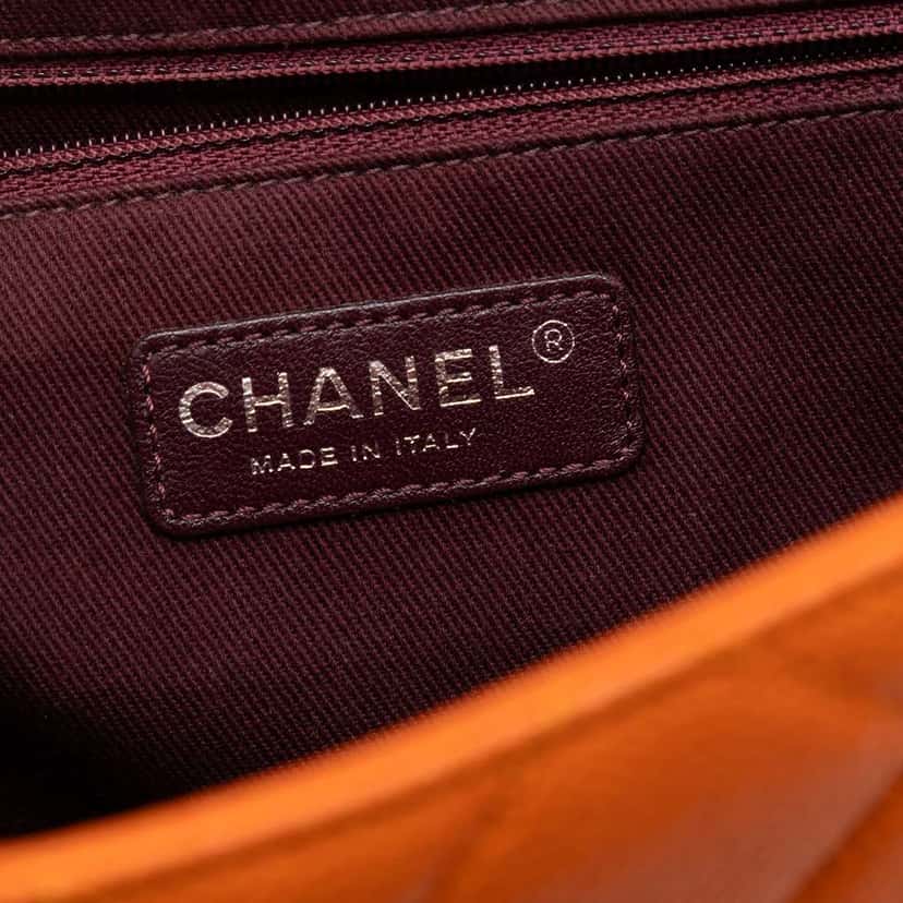 Chanel Quilted Caviar Retro Class Flap Orange Leather Very good condition - Box View