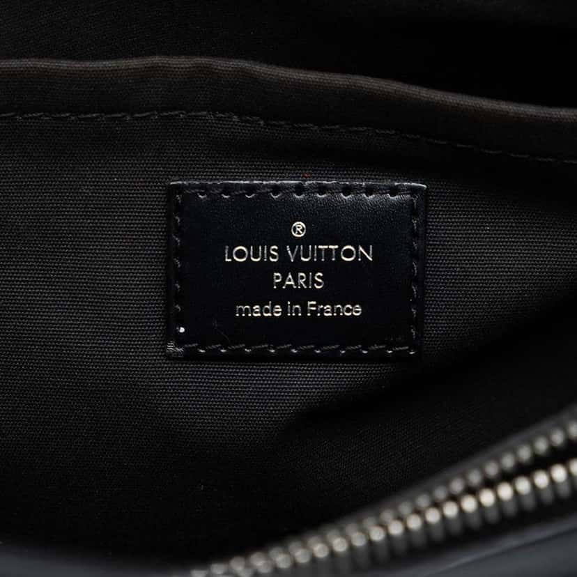 Louis Vuitton Epi Passy PM Black Leather Very good condition - Box View