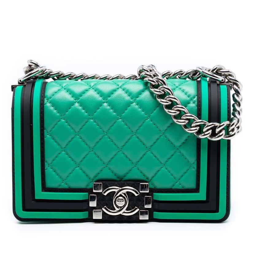 Chanel Small Bicolor Quilted Lambskin and Rubber Boy Flap Green Leather Very good condition - Front View