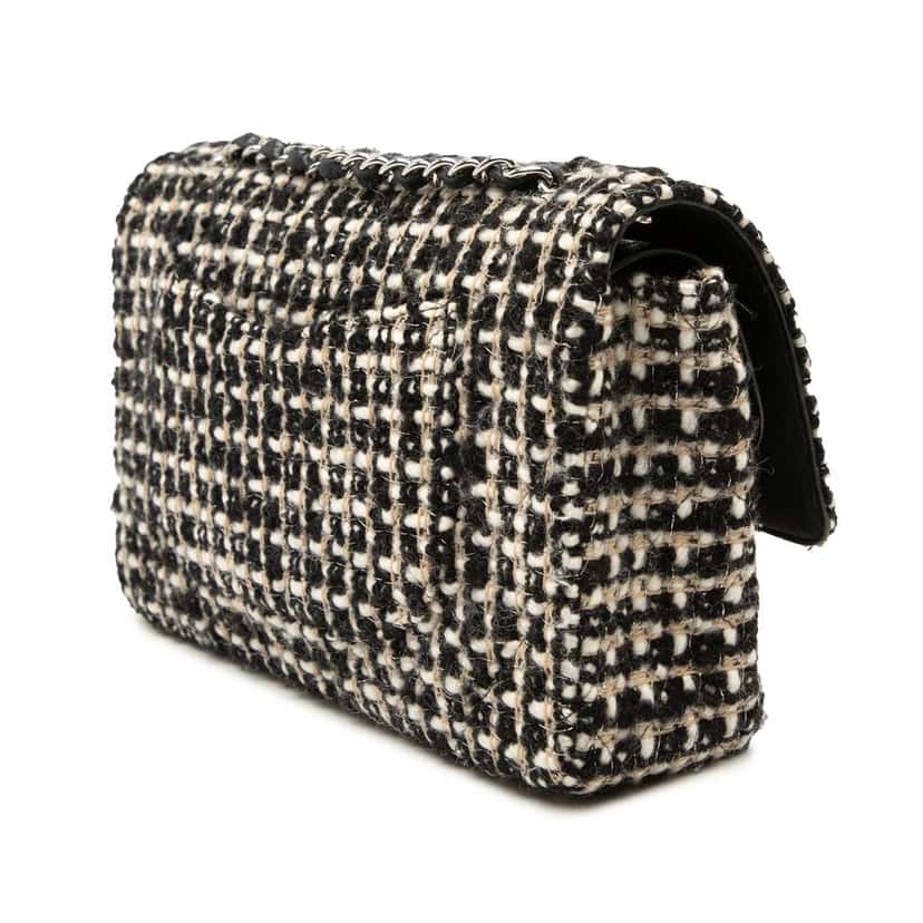 Chanel Medium Classic Tweed Double Flap Black Tweed Very good condition - Back View
