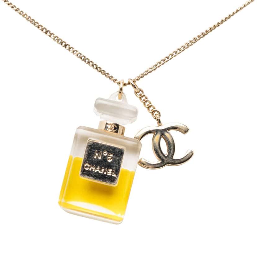 Chanel CC Gold Plated No 5 Perfume Bottle Pendant Necklace Gold Metal Very good condition - Back View