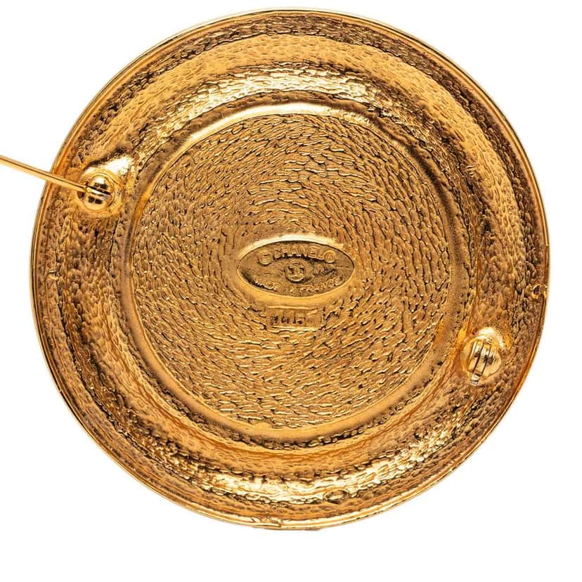 Chanel Gold Plated 31 Rue Cambon Medallion Brooch Gold Metal Very good condition - Inside View