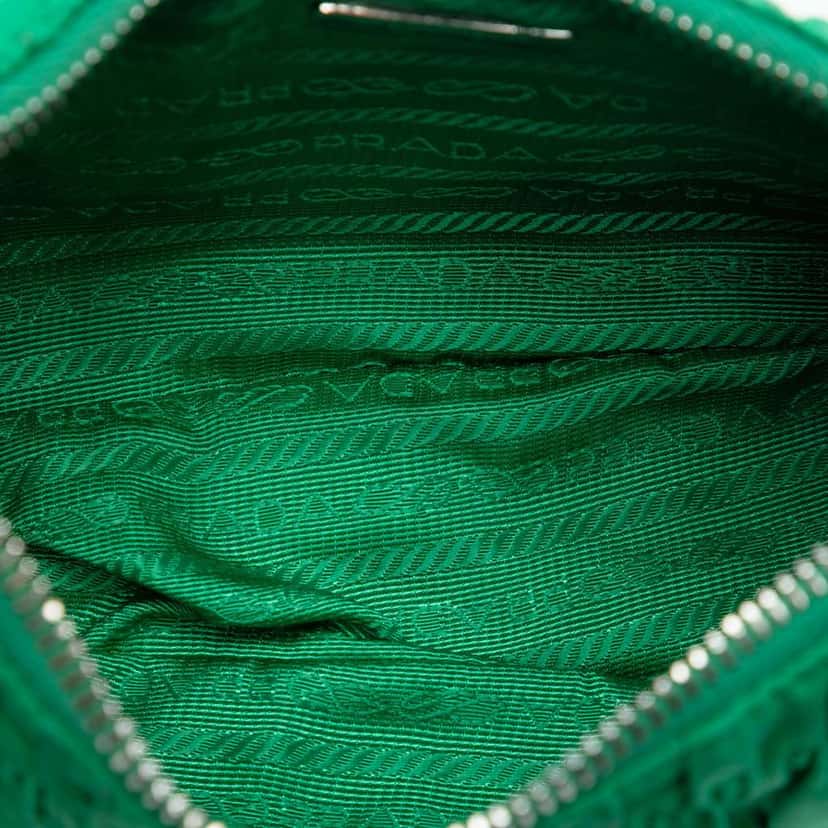 Prada Tessuto Gaufre Re Edition Shoulder Bag Green Very good condition - Model View