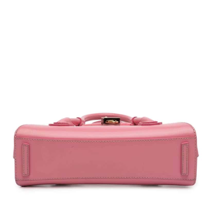 Givenchy Mini Box Calfskin Antigona Stretch Top Handle Bag Pink Leather Very good condition - Inside View